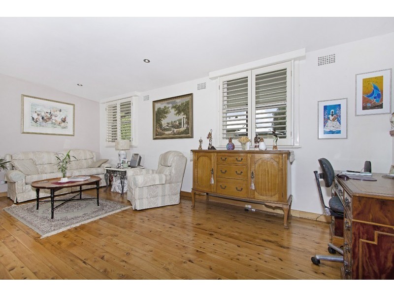 38 Anzac Parade, Toronto NSW 2283