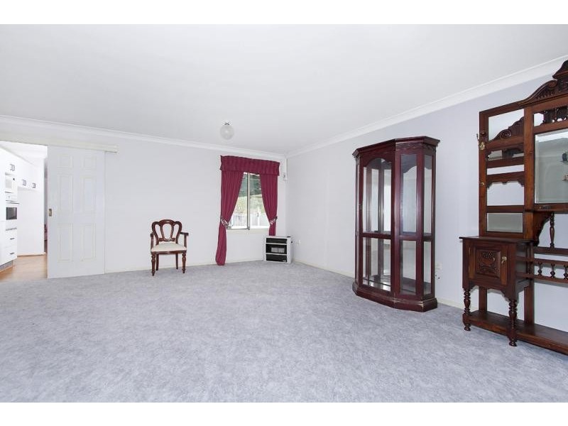 11 Columbia Close, Woodrising NSW 2284