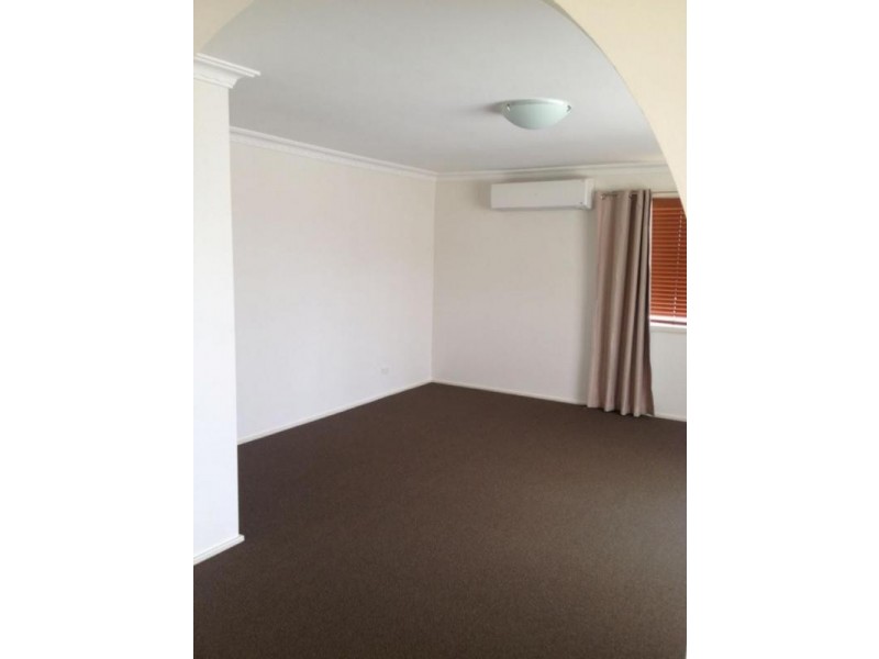 17 Macquarie Road, Fennell Bay NSW 2283