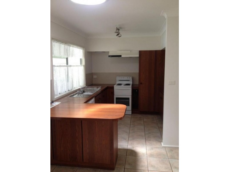 17 Macquarie Road, Fennell Bay NSW 2283
