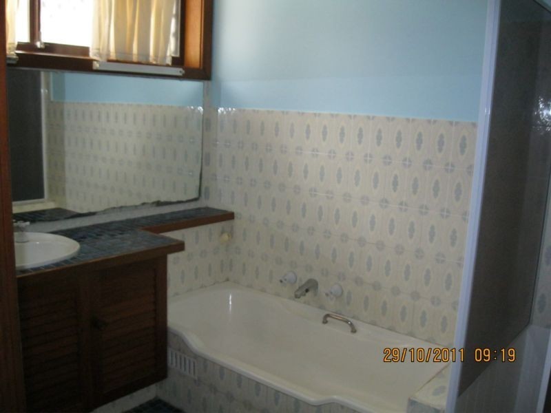 38 Roy AVENUE, Bolton Point NSW 2283