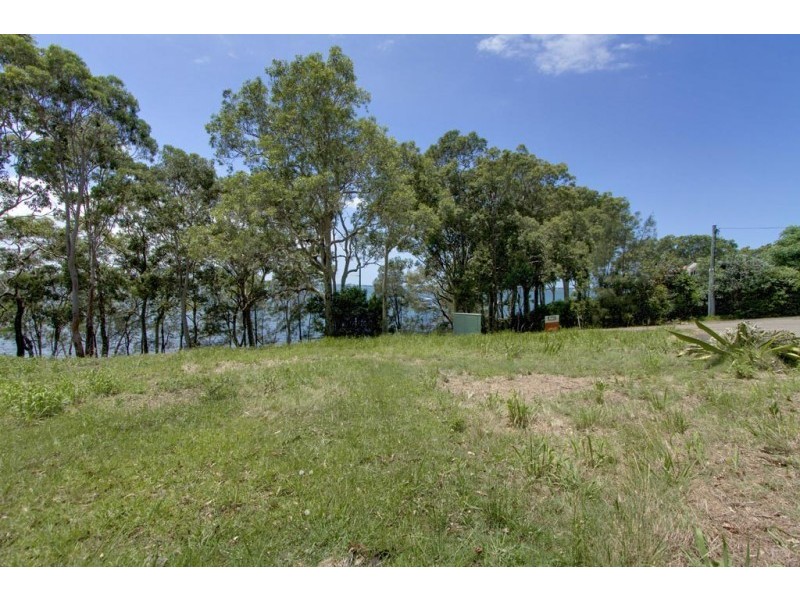 185 Watkins Road, Wangi Wangi NSW 2267