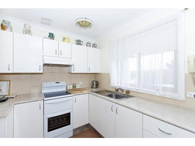8 Nalya Close, Toronto NSW 2283