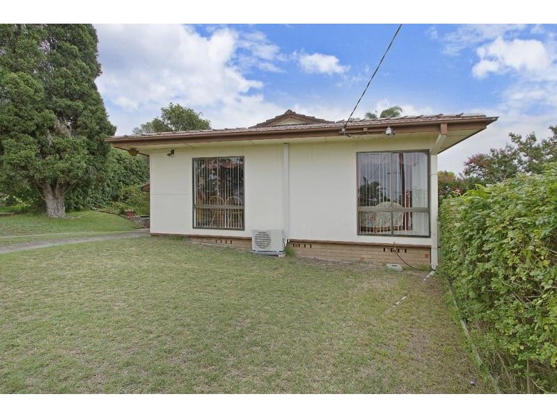 8 Nalya Close, Toronto NSW 2283