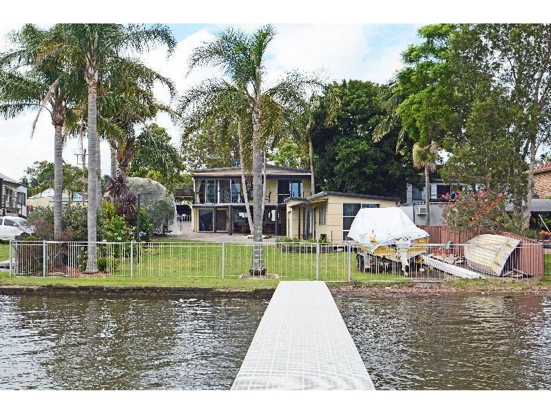 28 Edward Street, Fennell Bay NSW 2283