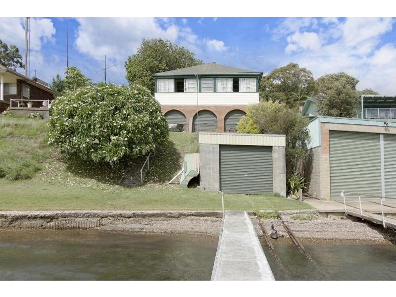 62-64 Skye Point Road, Coal Point NSW 2283