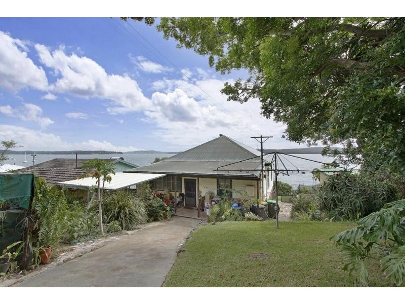 62-64 Skye Point Road, Coal Point NSW 2283