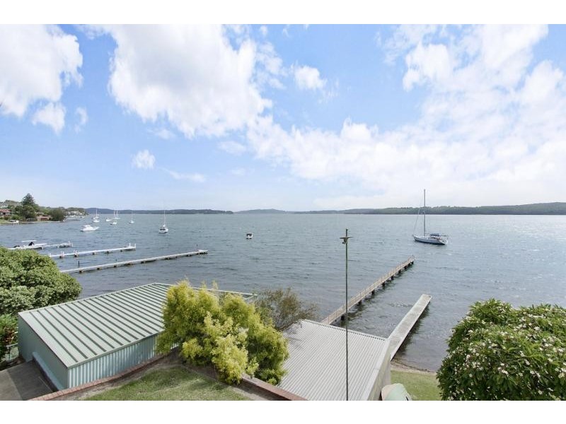 62-64 Skye Point Road, Coal Point NSW 2283