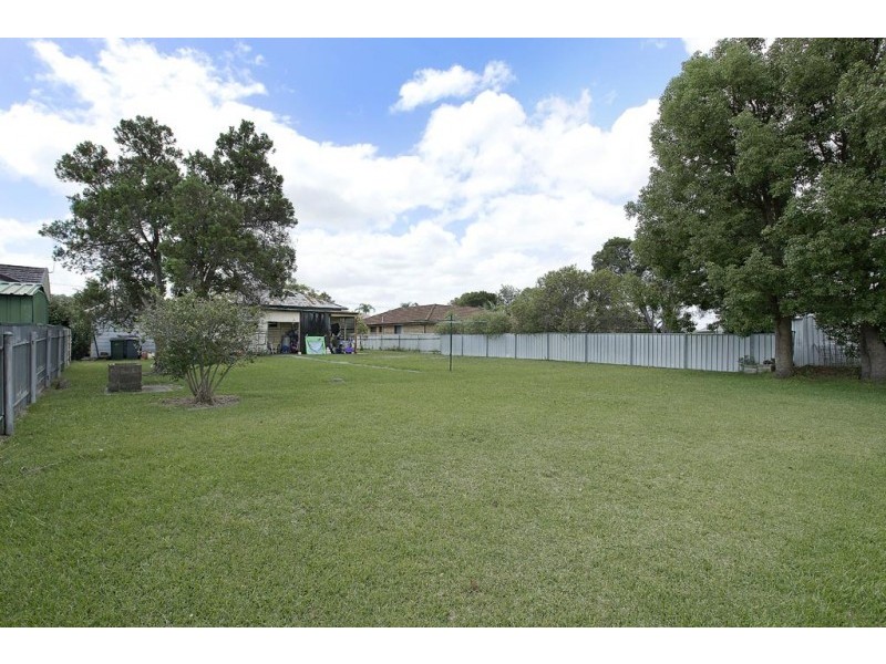 4 Cumberland Street, Teralba NSW 2284