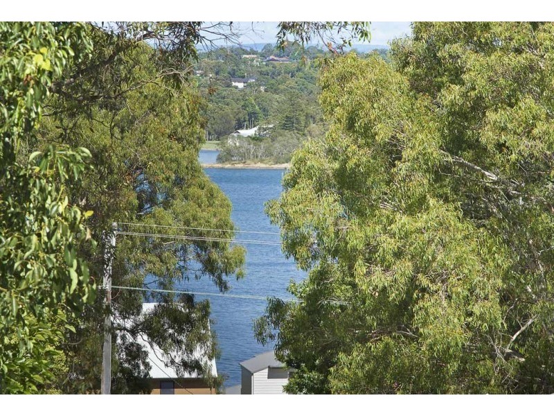 160 Coal Point Road, Coal Point NSW 2283