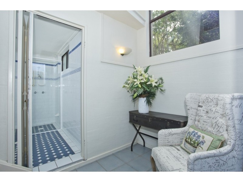 160 Coal Point Road, Coal Point NSW 2283