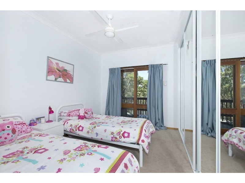 22 Lake Macquarie Close, Fennell Bay NSW 2283