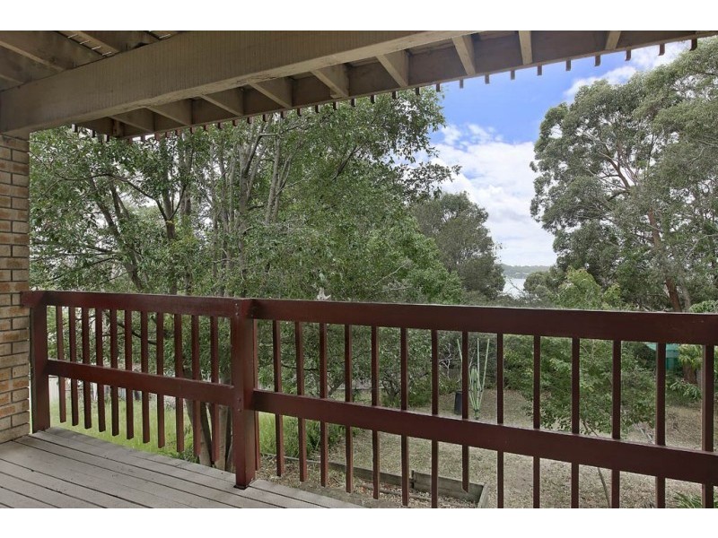 21 Sunlight Parade, Fishing Point NSW 2283