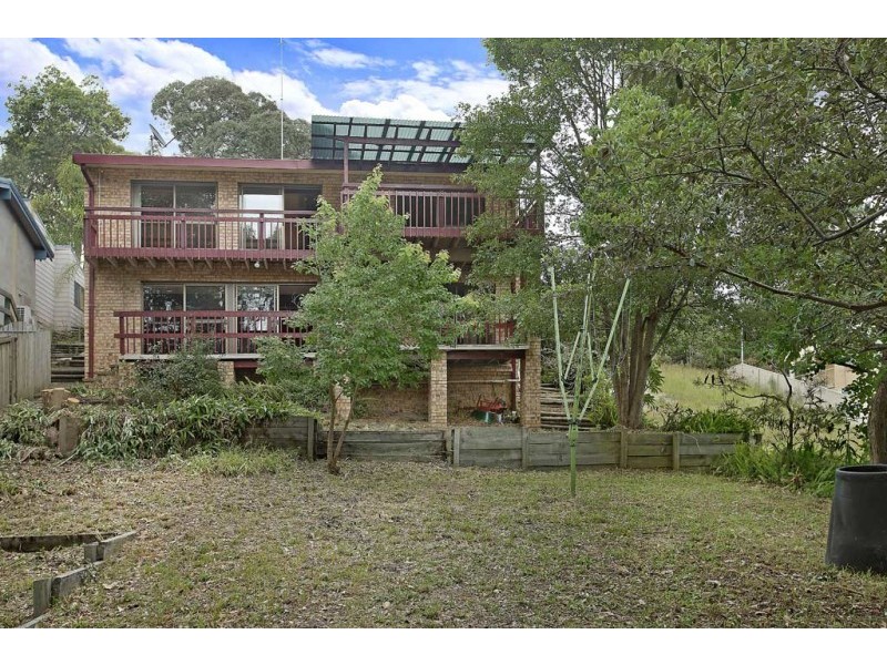 21 Sunlight Parade, Fishing Point NSW 2283