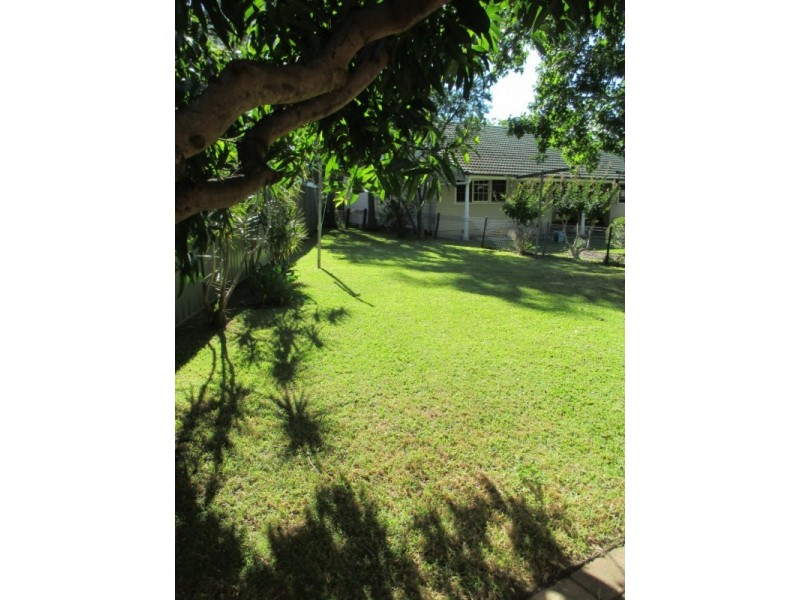 252 Coal Point Road, Coal Point NSW 2283
