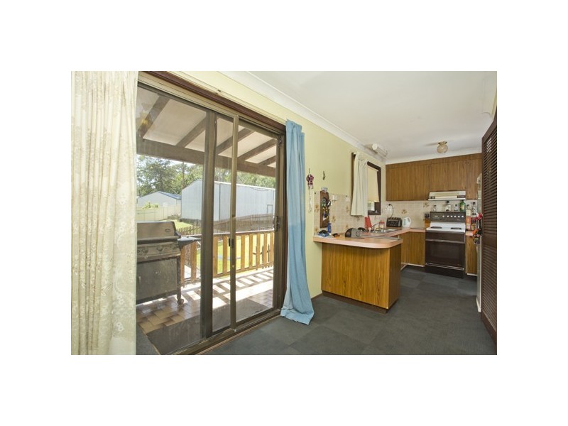 2 Wyreema Road, Warnervale NSW 2259