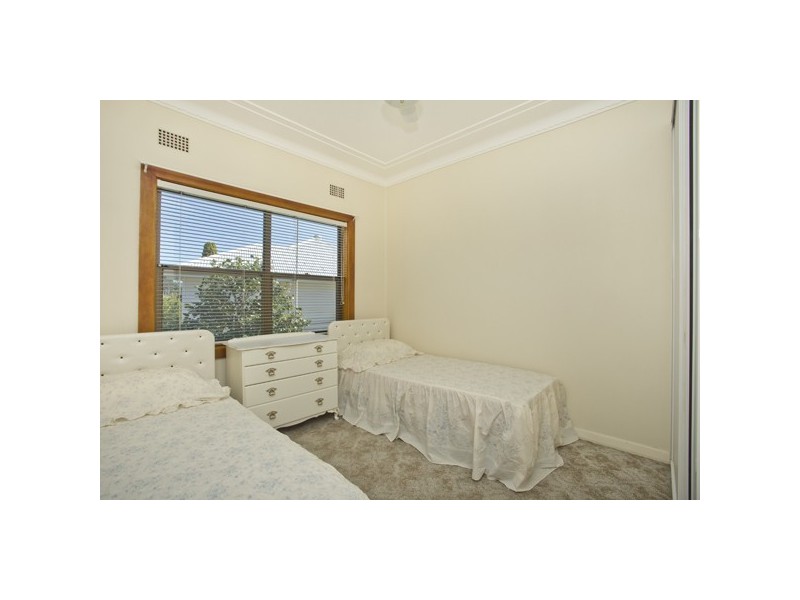 223 Awaba Road, Toronto NSW 2283