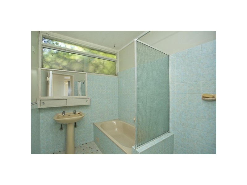 197 Fishing Point Road, Fishing Point NSW 2283