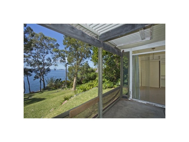 197 Fishing Point Road, Fishing Point NSW 2283