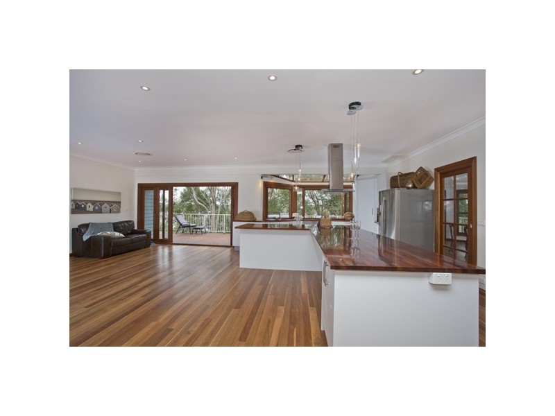 52 Laycock Street, Kilaben Bay NSW 2283