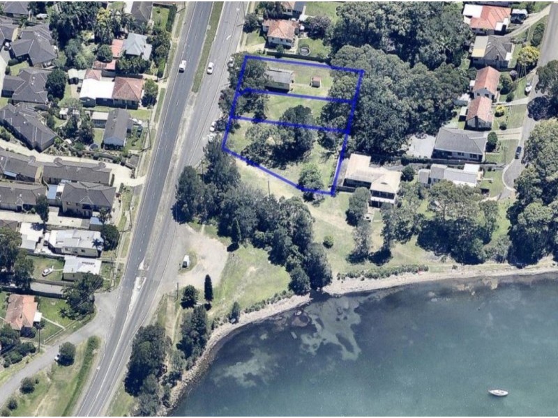 300 Main Road, Fennell Bay NSW 2283