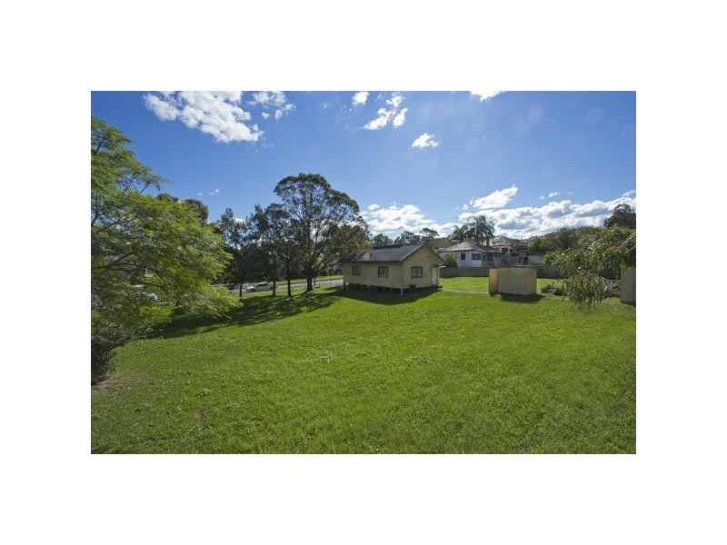 300 Main Road, Fennell Bay NSW 2283