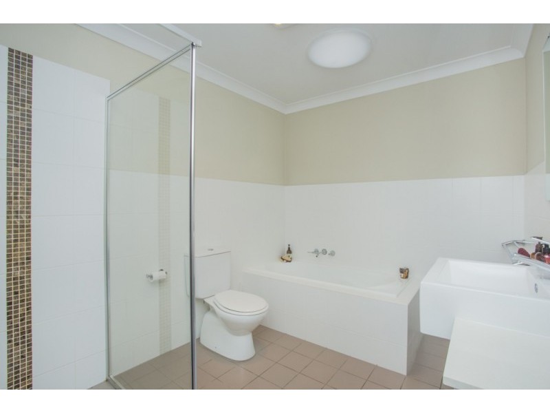 3/185 Excelsior Parade, Toronto NSW 2283