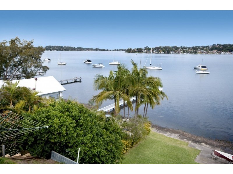 134 Sealand Road, Fishing Point NSW 2283