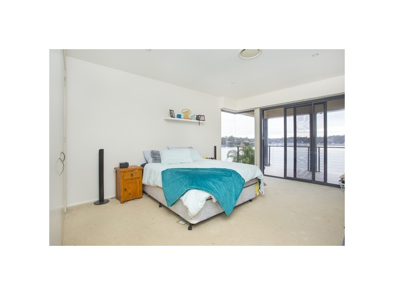 9 Alexander Parade, Arcadia Vale NSW 2283
