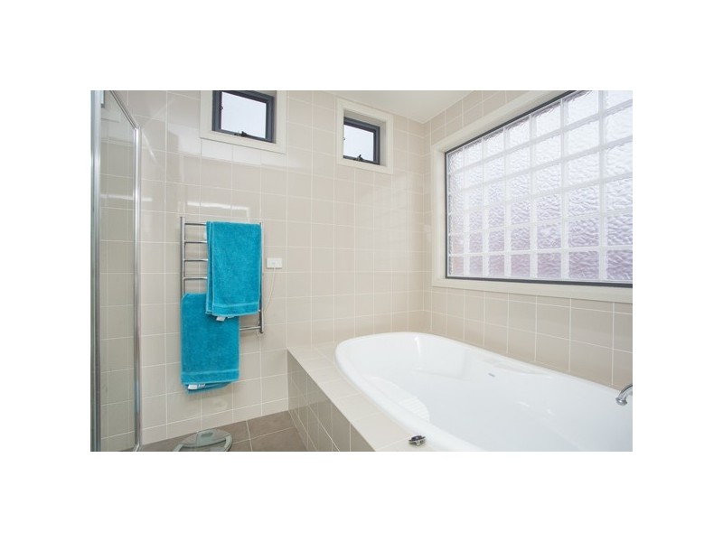 9 Alexander Parade, Arcadia Vale NSW 2283