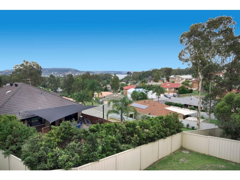 5 Express Circuit, Marmong Point NSW 2284