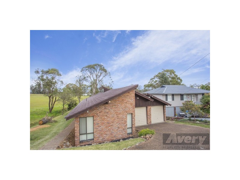 17 Roy Avenue, Bolton Point NSW 2283