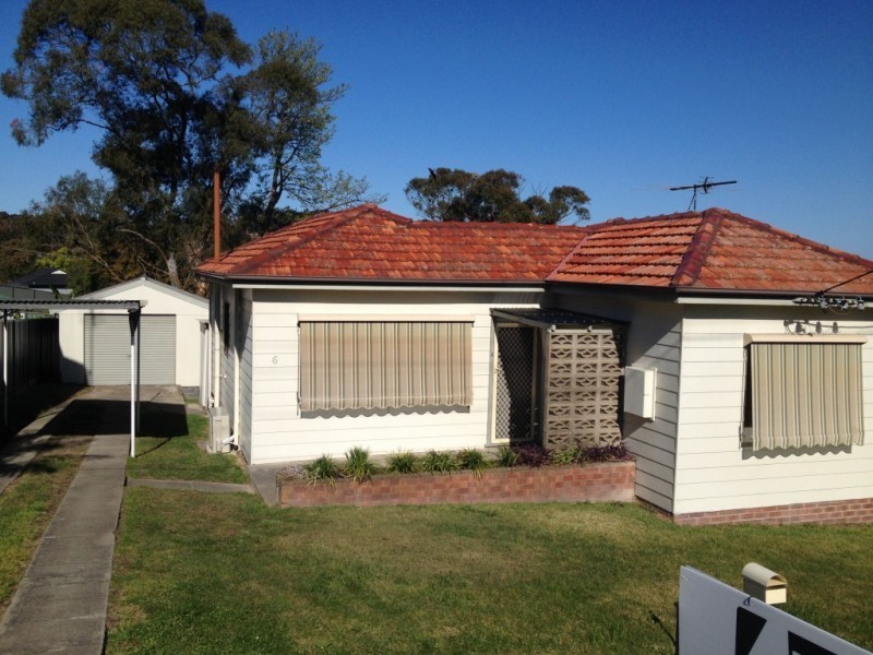 6 Valley View Crescent, Glendale NSW 2285