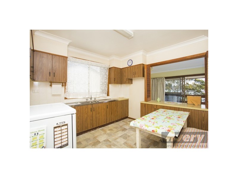 141 Fishing Point Road, Fishing Point NSW 2283