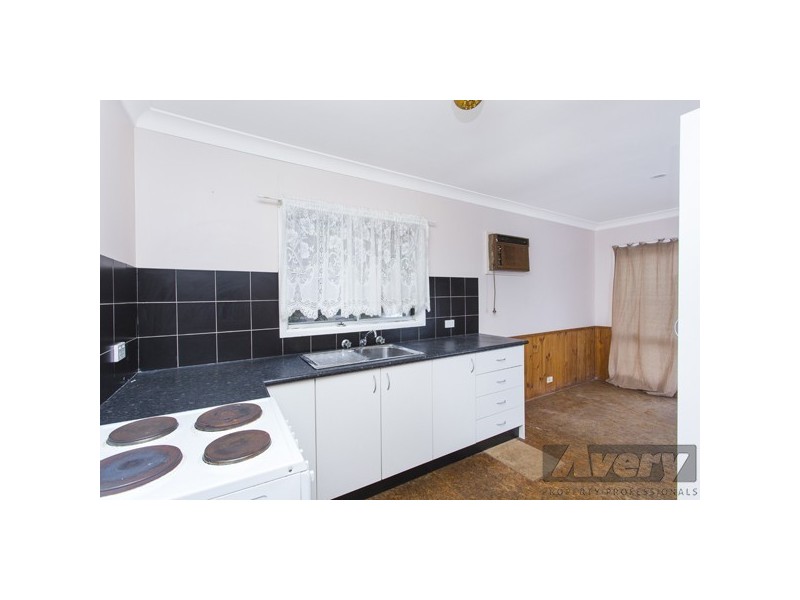 8 Michael Street, Blackalls Park NSW 2283