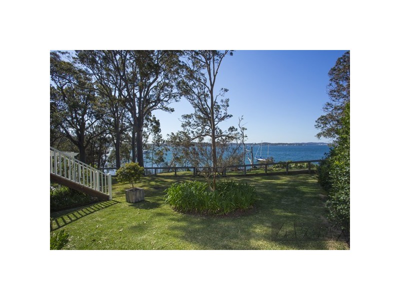183 Watkins Road, Wangi Wangi NSW 2267