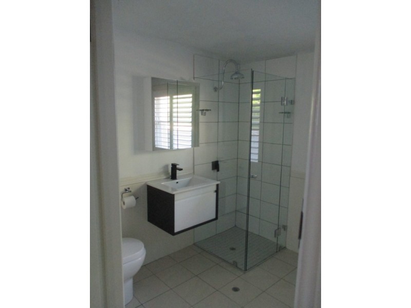 130 Sealand Road, Fishing Point NSW 2283