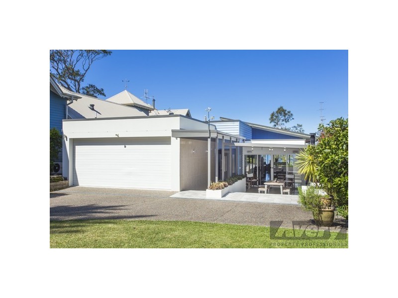 390 Skye Point Road, Coal Point NSW 2283
