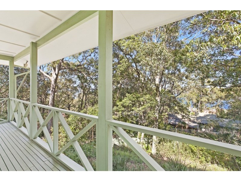 220 Coal Point Road, Coal Point NSW 2283