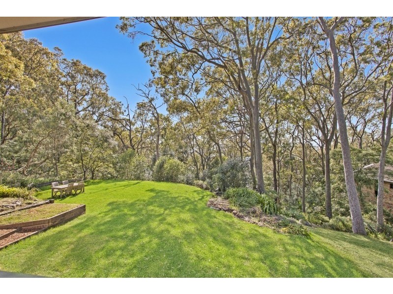 220 Coal Point Road, Coal Point NSW 2283