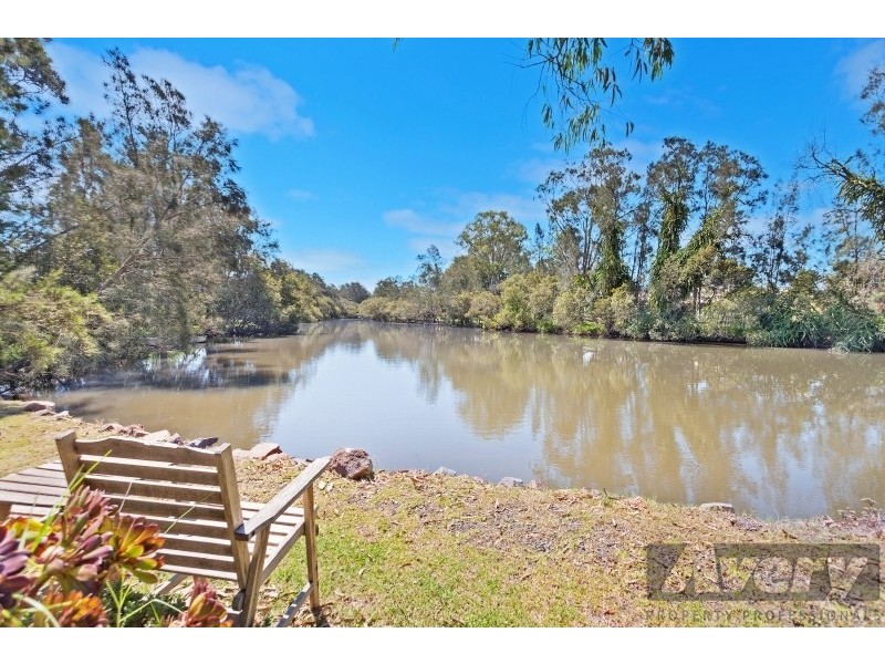 90 Railway Parade North, Blackalls Park NSW 2283