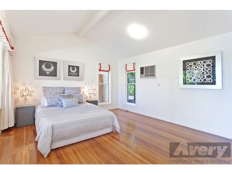 74 Kilaben Road, Kilaben Bay NSW 2283