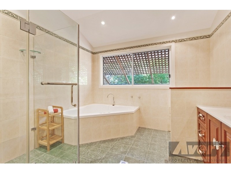 74 Kilaben Road, Kilaben Bay NSW 2283