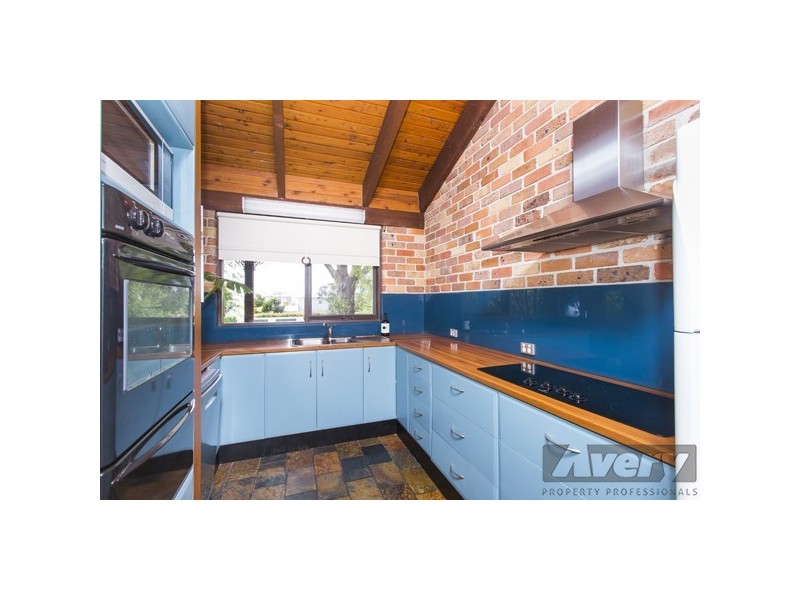 203 Kilaben Road, Kilaben Bay NSW 2283