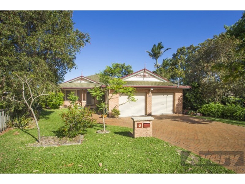10 Ambrose Street, Carey Bay NSW 2283