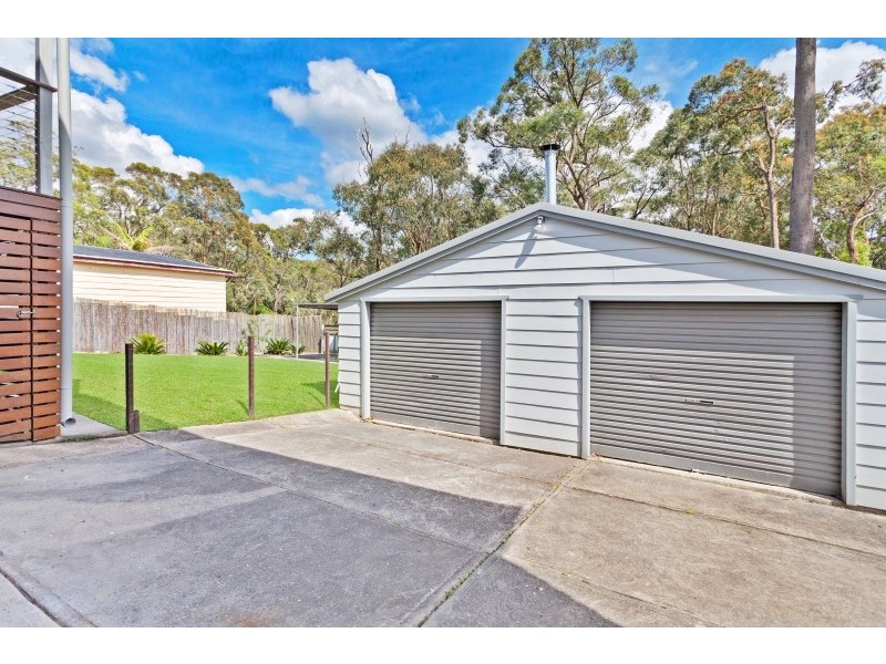 4 Fremantle Drive, Woodrising NSW 2284