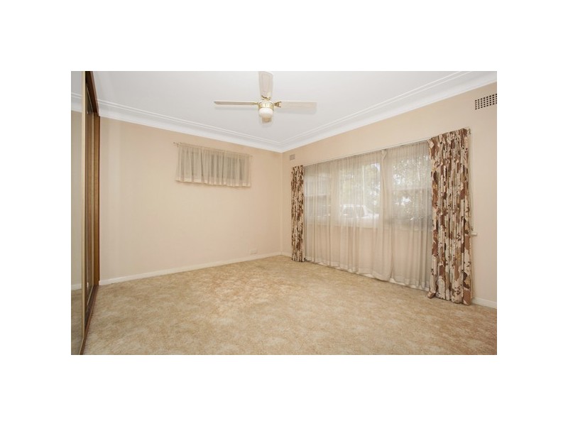 237 Excelsior Parade, Toronto NSW 2283