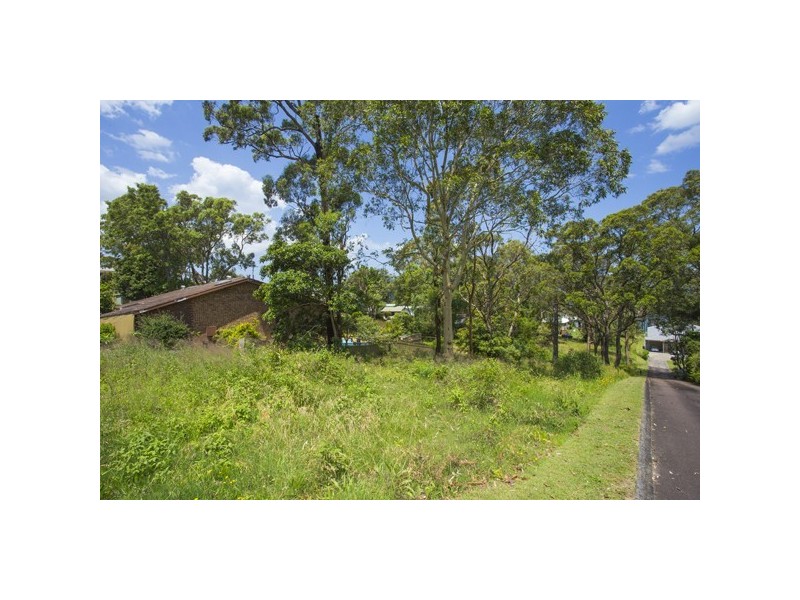 4 Macquarie Street, Bolton Point NSW 2283