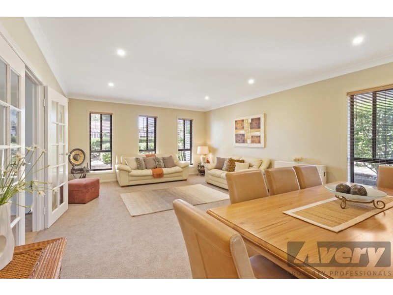 4 Exeter Street, Carey Bay NSW 2283