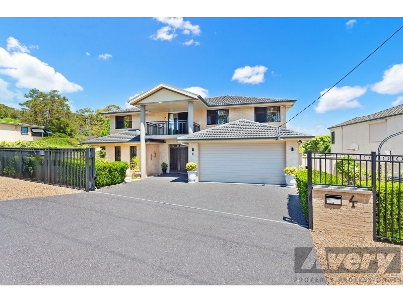 4 Exeter Street, Carey Bay NSW 2283